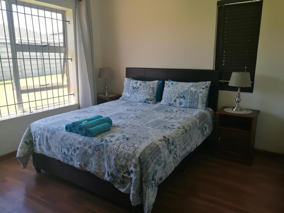 Getaway Self-Catering Tyger Valley เดอร์บันวิลล์ ภายนอก รูปภาพ